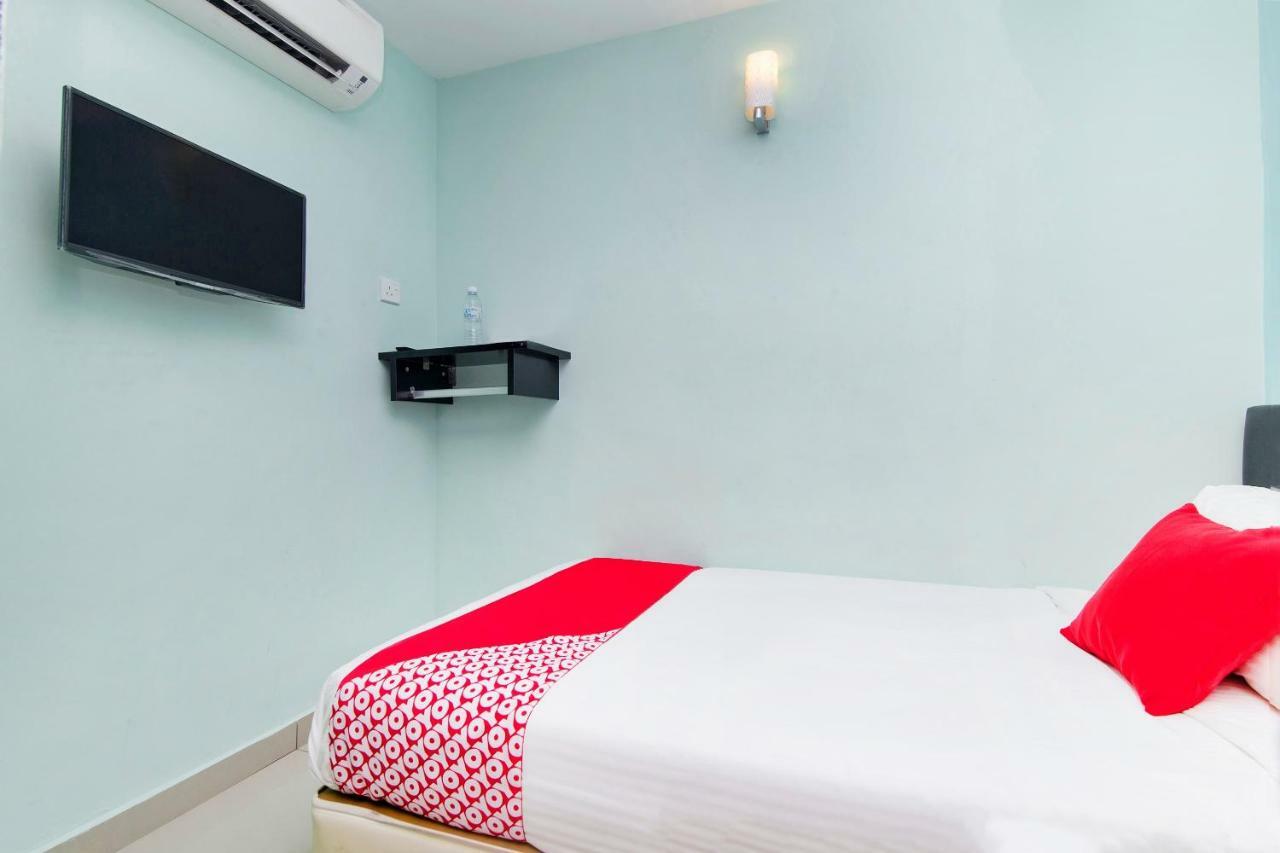 Oyo 220 Hotel Sri Maluri Kuala Lumpur Ngoại thất bức ảnh
