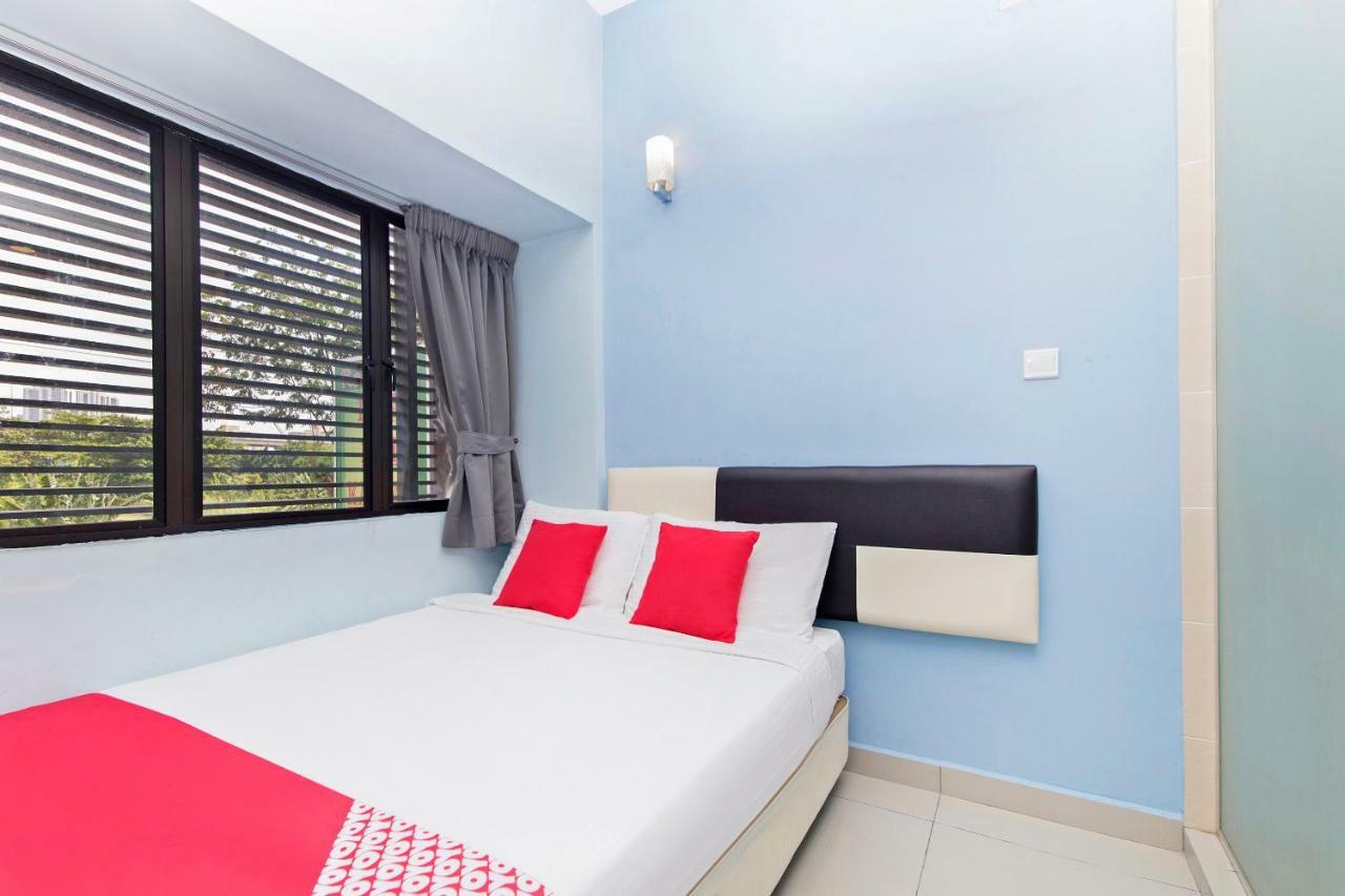 Oyo 220 Hotel Sri Maluri Kuala Lumpur Ngoại thất bức ảnh
