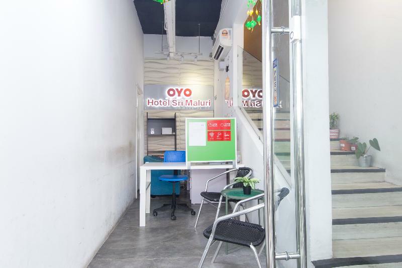 Oyo 220 Hotel Sri Maluri Kuala Lumpur Ngoại thất bức ảnh