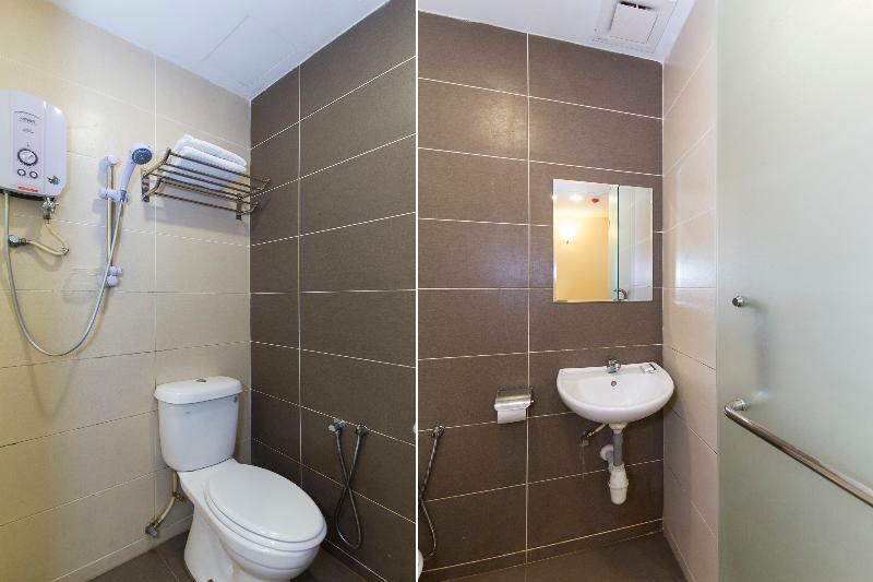 Oyo 220 Hotel Sri Maluri Kuala Lumpur Ngoại thất bức ảnh